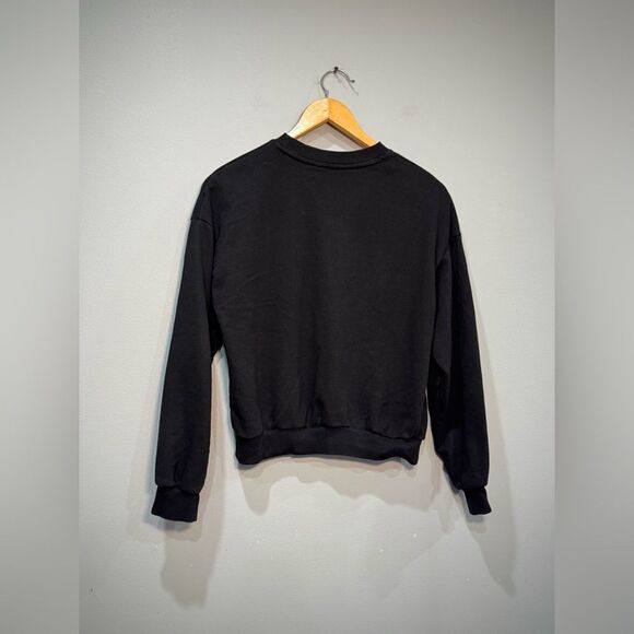 Black Girls’ H&M Sanrio Kuromi Sweatshirt Size 16/18 VGUC - Picture 2 of 7